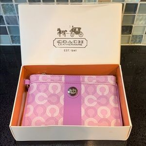 Coach purple classic signature wristlet